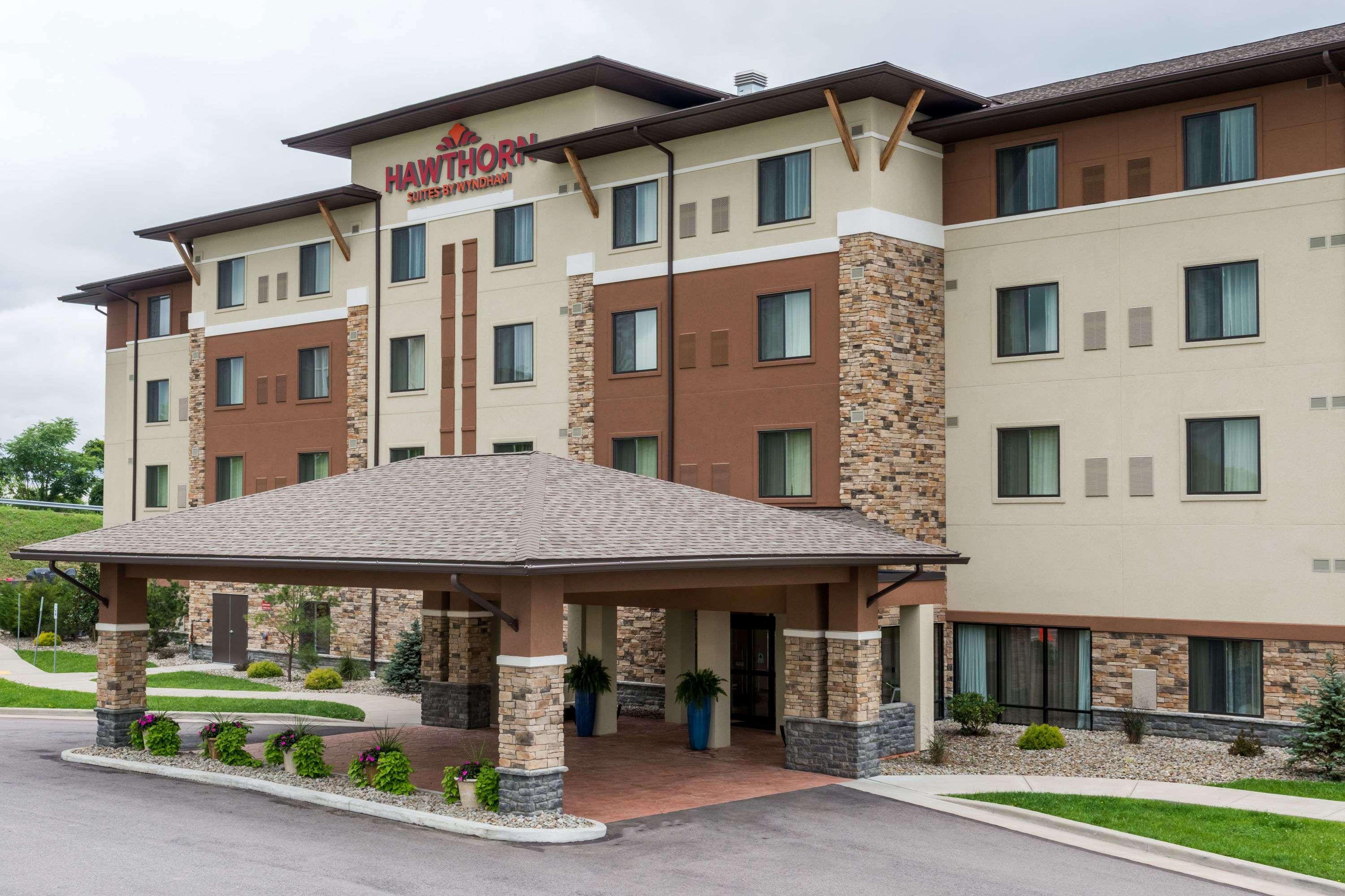 Triadelphia Hawthorn Suites By Wyndham Wheeling At The Highlands מראה חיצוני תמונה